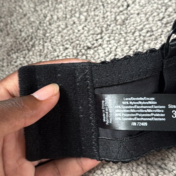 Rene Rofe Lightly Padded Black Lace Bra - Picture 5 of 6